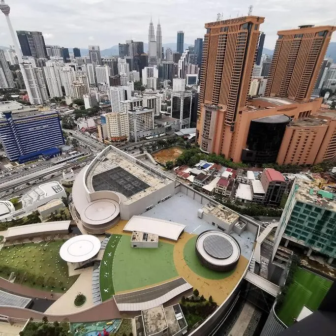 Bukitbintang-Klcc-Pavilion-2-12Pax-Infinitypool-Netflix-Balcony-Superfastinternet Kuala Lumpur Apartment